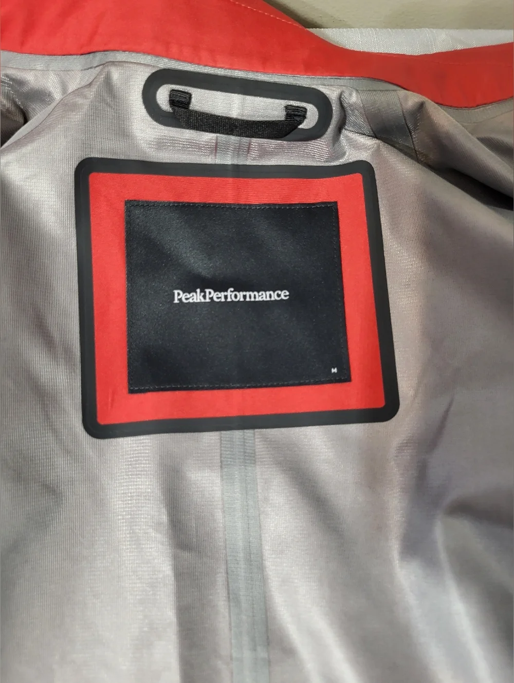 Peak Performance Red Trench Coat with Tie Belt, Size Medium - Picture 12 of 17